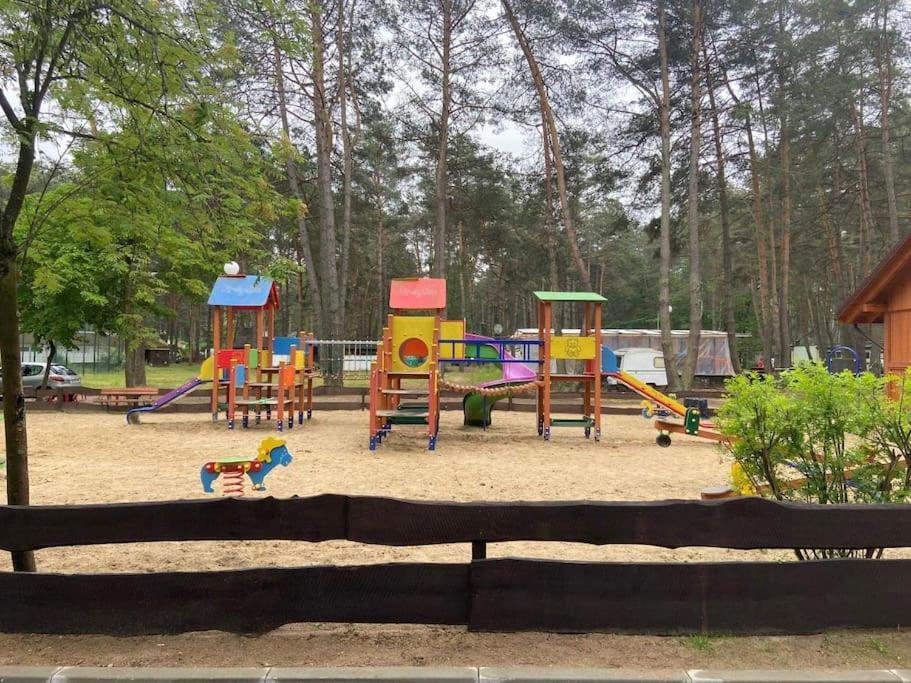 Lesna Ostoja W Centrum Puszczy Nadnoteckiej Otoczona 3 Jeziorami Miedzychod Екстериор снимка